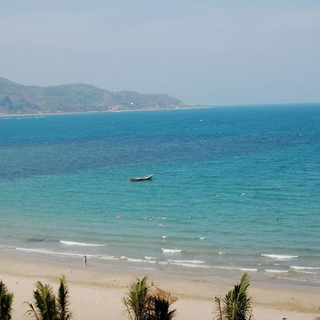 Minh Nhat Hotel ญาจาง ภายนอก รูปภาพ